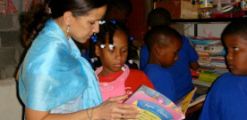 Maletas cargadas de libros para Sudamérica