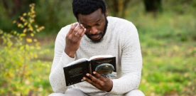 César Brandon presenta su nuevo libro en el Centro Niemeyer