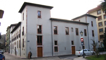 Biblioteca de Grado