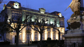 Encuentro literario con Mª Luisa Prada en la Biblioteca de Castropol