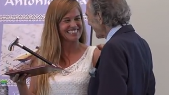 La asturiana Marta del Pozo gana el premio de poesía Antonio Gala
