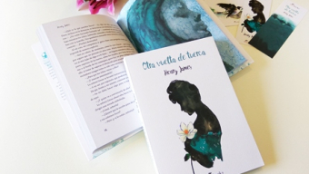 Tercer aniversario de Uve Books. Presentación de ‘Otra vuelta de tuerca’