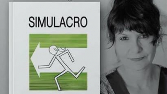 Presentación de ‘Simulacro’ de Julia Navas Moreno